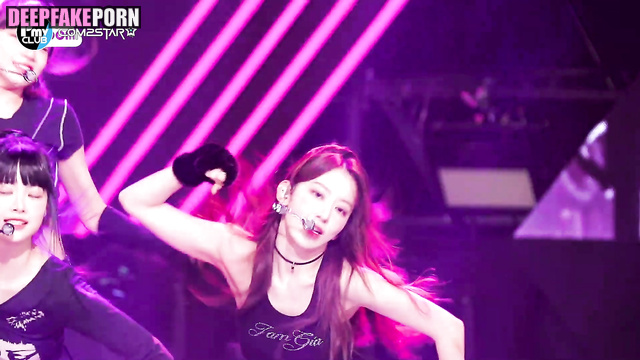 Hot babes LE SSERAFIM loves erotic dance - ai pmv / ルセラフィム 顔交換 [PREMIUM]