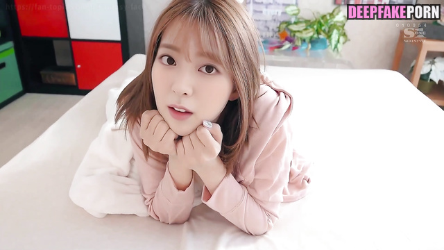 Young and sexy Yuna in light porn / / 젊고 섹시한 유나 [PREMIUM]