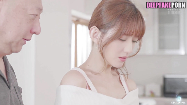 Bald old man cumshot inside AI Tong Liya (性感色情 佟丽娅) [PREMIUM]