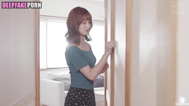 Bald old man cumshot inside AI Tong Liya (性感色情 佟丽娅) [PREMIUM]