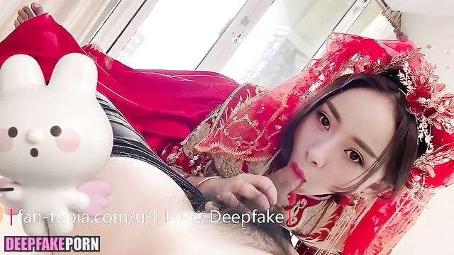 Fake Yang Mi sucks cock in a beautiful costume (深度伪造 杨幂)