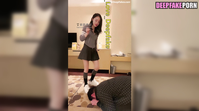 Dominant and sexy 杨幂/Yang Mi made me her obedient boy 智能換臉 deepfake