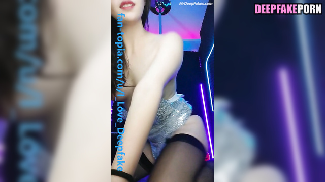 Li Qin solo sex scene - she dancing without panties / 李沁 深度伪造视频