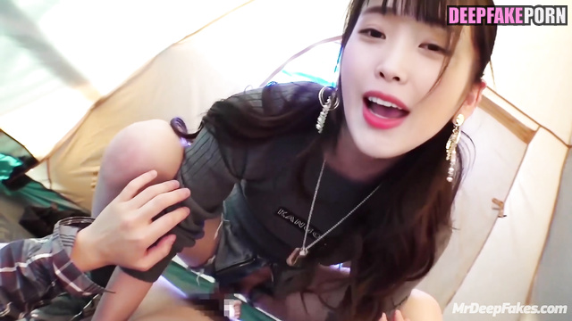 IU celebrity sex in tent, after festival // 아이유 홈 섹스 테이프