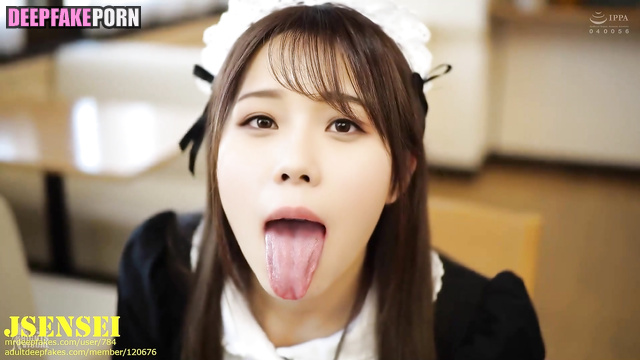 Hot housemaid Winter making awesome blowjob - 윈터 연예인 섹스