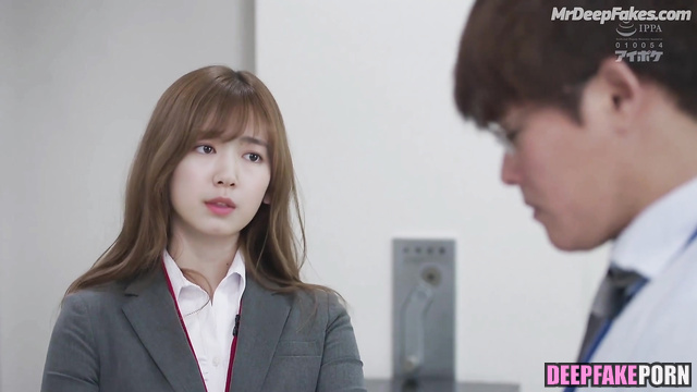 Hot Park Shin-hye was fucked in outerwear, fake - 박신혜 섹스 장면