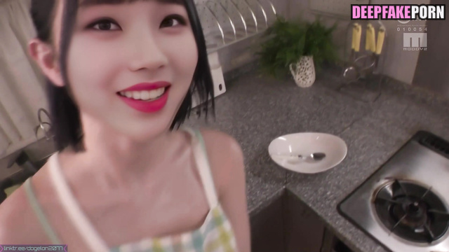 Hot Karina sex scenes at the new kitchen / 카리나 에스파 [PREMIUM]