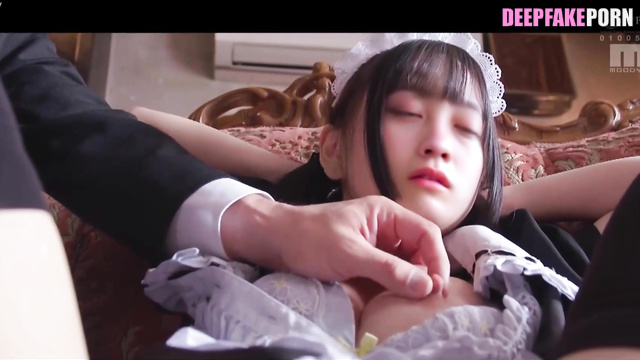 Hot housemaid Kanna Hashimoto sex tape at work / 橋本 環奈 アダルトビデオ [PREMIUM]