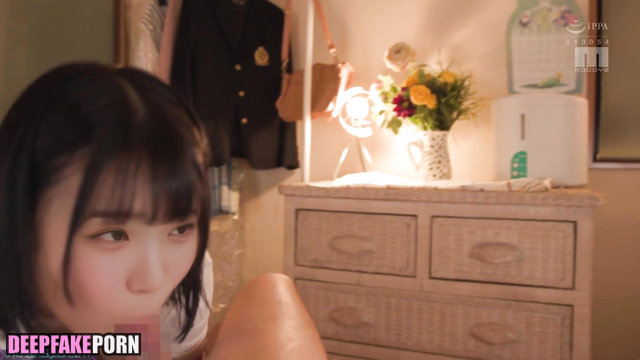 Korean babe Chaewon fucks at the kitchen // アイズワン ディープフェイクポルノ [PREMIUM]