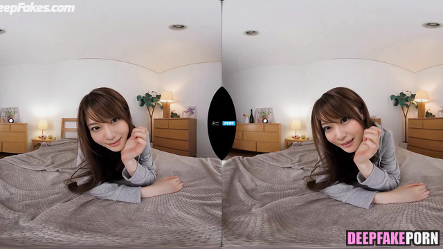 Japanese babes hint that they wanna suck, deepfake - フェイススワップ 偽アプリ