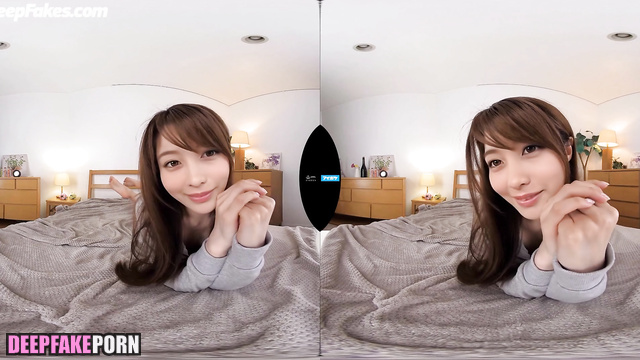 Japanese babes hint that they wanna suck, deepfake - フェイススワップ 偽アプリ