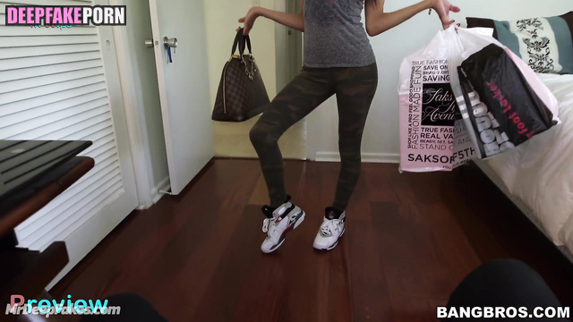 Japanese girl Hitomi Honda enjoying big dick - sex tape / 本田仁美 本物の偽物