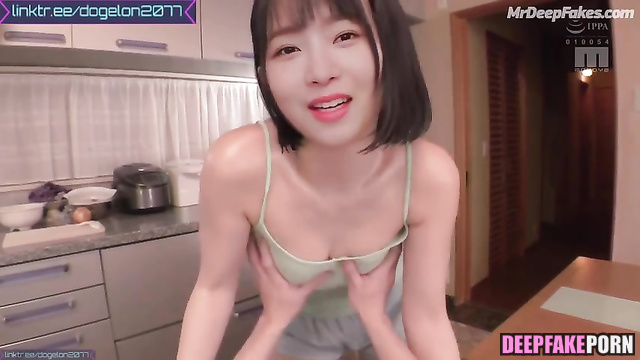 レイ Rei makes hot sex scene with me セックスシーン at the kitchen IVE アイヴ