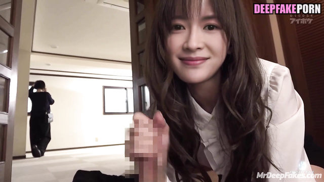 Fake Zhang Ziyi jerking off to mother's boyfriend / 章子怡 名人性爱