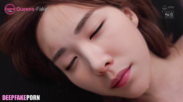 Yui Aragaki hot celebrity sex in doggystyle pose / あらがき ゆい 本物の偽物 [PREMIUM]