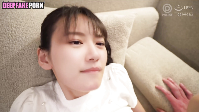 Office babe having fun after work - Angela Yuen ai / 袁澧林 真假 [PREMIUM]