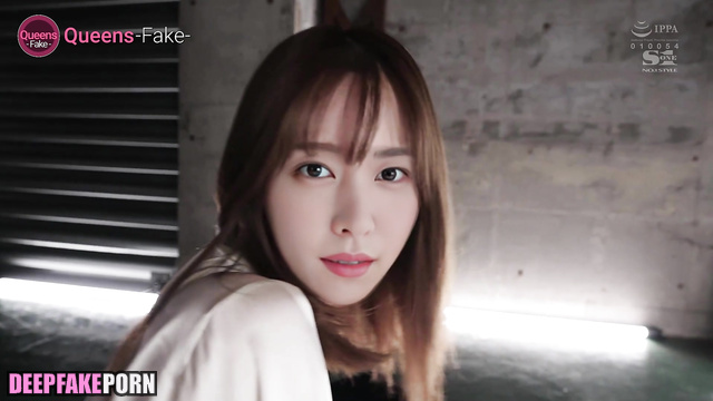 Japanese bitch enjoying fingering - Yui Aragaki / あらがき ゆい 本物の偽物 [PREMIUM]