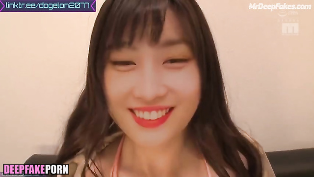 Momo トゥワイス shows what a sexy body under coat TWICE ディープフェイク deepfake