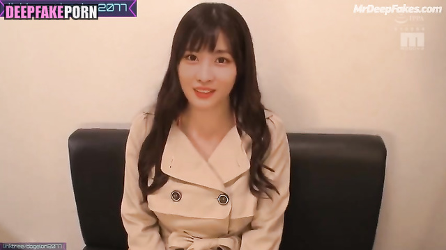 Momo トゥワイス shows what a sexy body under coat TWICE ディープフェイク deepfake