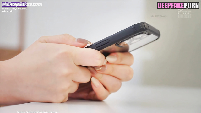 MOMOLAND 韓国語 Korean star Nancy モモランド entertains me with pussy at work