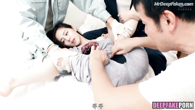 In front of guys Dilraba Dilmurat's pussy gets wet 迪丽热巴 face swap 换脸