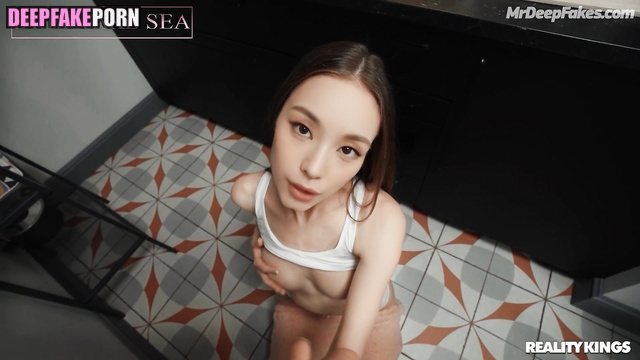 Yeji celebrity sex - hot girl always makes footjob / 예지 있지