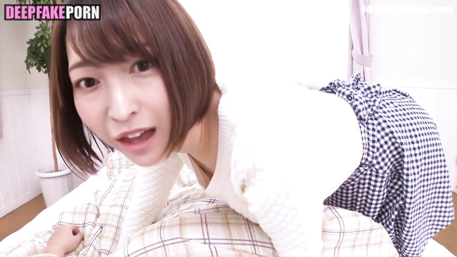 Sexy Japanese wants to tell you something (random face swap)