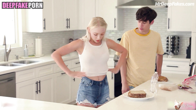 Taeyeon sucking cock at the kitchen, fakeapp // 少女時代 セレブのセックス