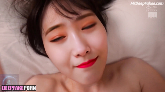 Blowjob plus fingering - Jiae Lovelyz adult video / 지애 섹스 장면