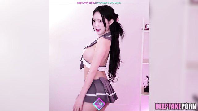 Brunette wanna money for this dance, fake Taeyeon (少女時代 本物の偽物) [PREMIUM]