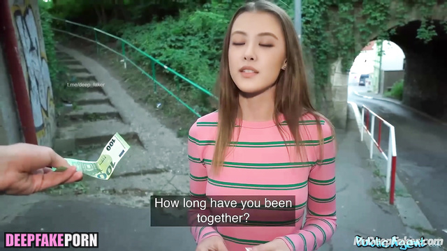 Sexy Rose showed tits for money (right on the street) fakeapp / 로제 블랙핑크