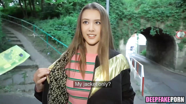 Sexy Rose showed tits for money (right on the street) fakeapp / 로제 블랙핑크
