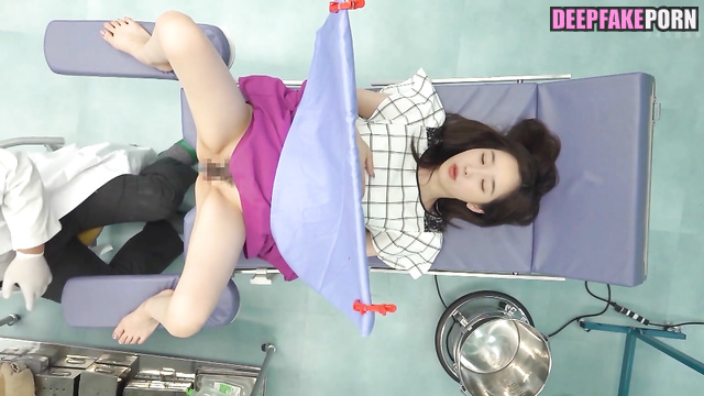 IU caught on hidden cam in doctors office (이지은 가짜 포르노) deepfake