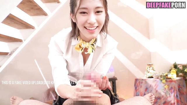 DeepFake Tzuyu made a guy to cum in her hands - 쯔위 트와이스 사까시 딥페이크