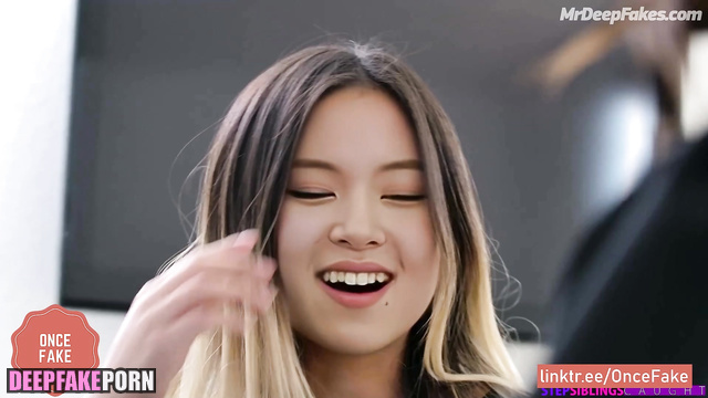 Deepfake Mina (TWICE) enjoys hot threesome - 미나 트와이스 섹스 딥페이크