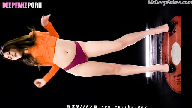 AI hot scenes - dancing Gao Yuanyuan // 高圆圆 人工智能