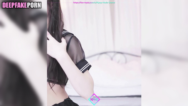 Pretty brunette adores sexy dances / IU fake video - 아이유 진짜 가짜 [PREMIUM]