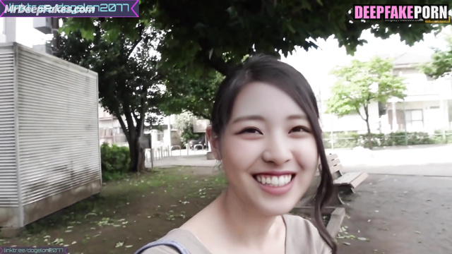 Shy babe was picked up at the bus stop, fake Yuna (유나 있지)