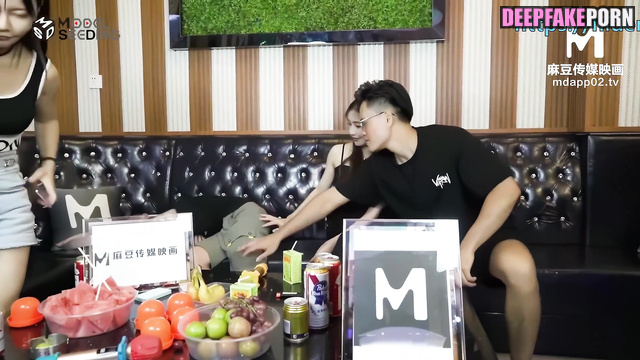 Sexy Tong Liya was invited for strong gangbang fuck - ai / 佟丽娅 深度伪造视频