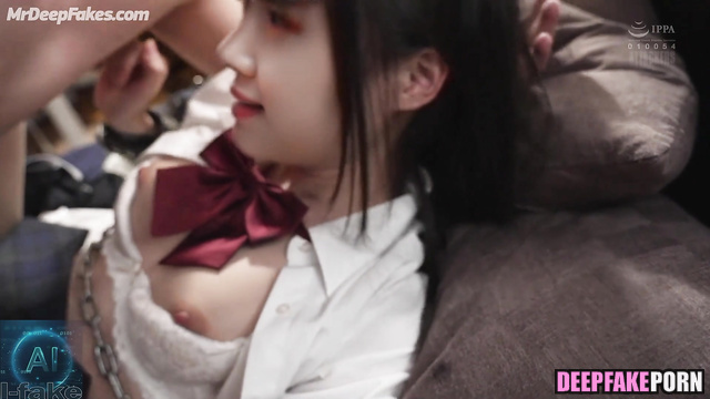 Sexy schoolgirl Yujin IVE is chained during sex (アイズワン 本物の偽物)