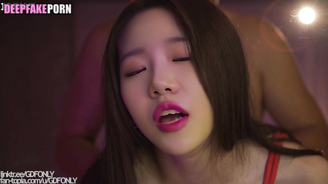 Jo Yu Ri got in holes from old boss - fakeapp // アイズワン セックスシーン [PREMIUM]