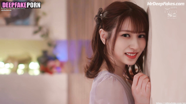 The guy filmed sex with Mina on a hidden camera (トゥワイス 顔交換)