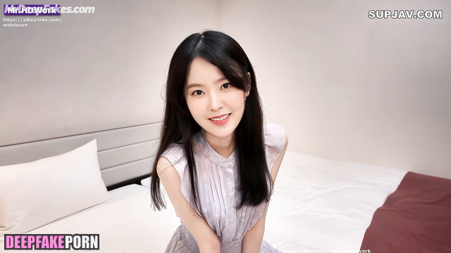 Sexy brunette Irene sucking small cock - fakeapp // 아이린 레드벨벳