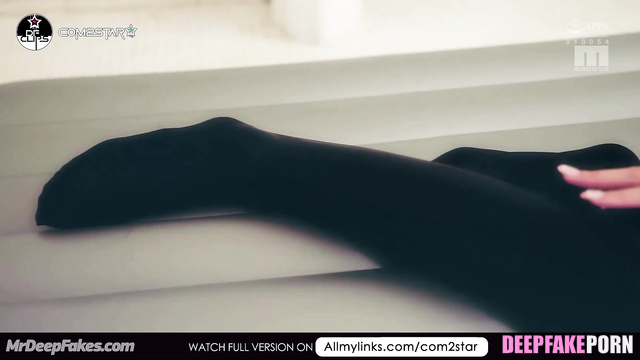 Babe loves playing with his cute cock - Yeji face swap (예지 있지)