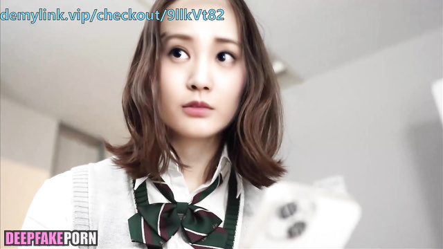 AI 人工知能 李一桐 Li Yitong saw how I look at her and allowed to jerk off