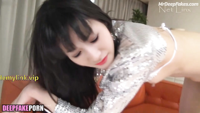 Li Xiaoran made sex experiment - hot adult video / 李小冉 名人性爱