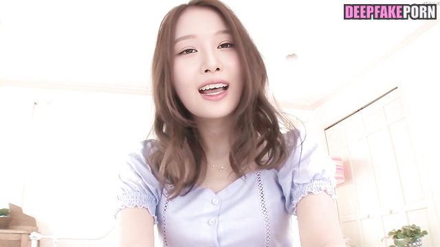 Cumshot on her chin and mouth - Sullyoon fakeapp // 설윤 엔믹스 [PREMIUM]
