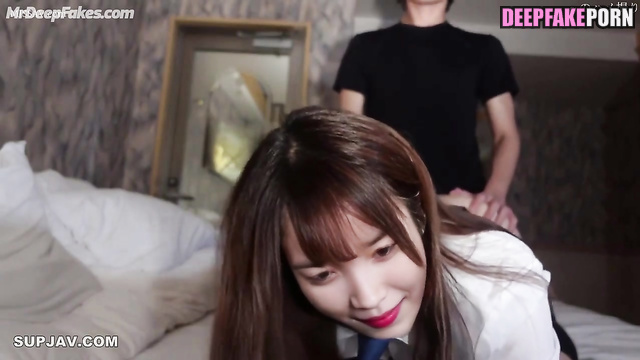 IU 아이유 demonstrates herself exclusively in this adult video 어른들의 비디오