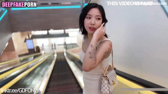 Fake Jiwoo fucked with driver for free drive (지우 엔믹스)