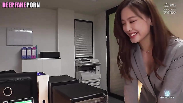 Blowjob under the office table - Jennie Kim fakeapp // 김제니 블랙핑크